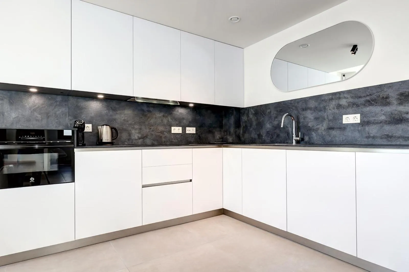 Estepona Old Town Apartments With A Sea View Os